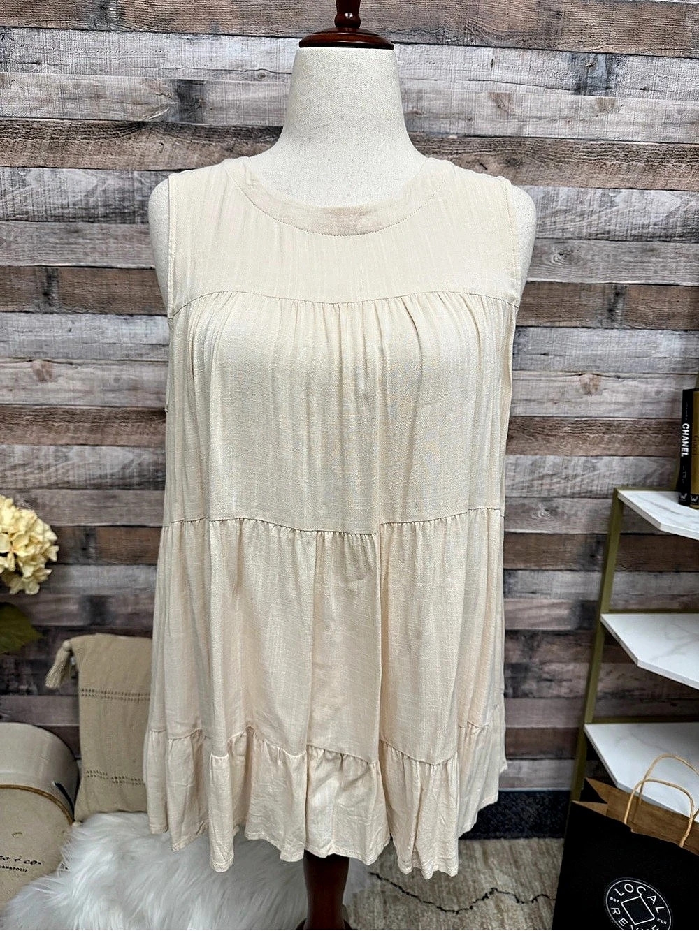 Staccato cream tiered sleeveless blous